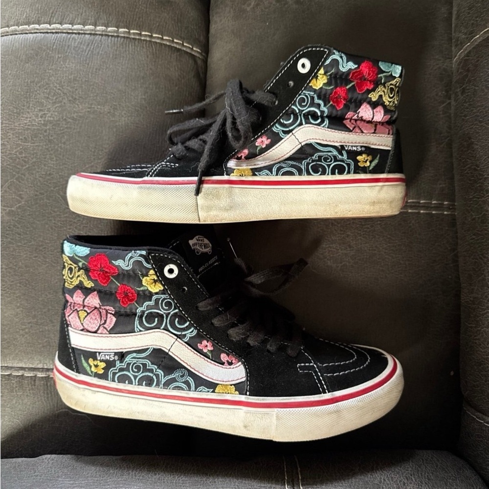 Vans Women's Black and Multicolor Floral High-Tops